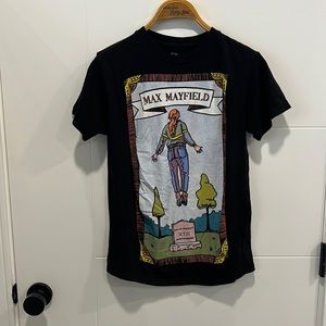 Netflix stranger things shirt size extra small